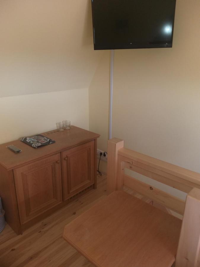 Bed and Breakfast Keresz Panzio Martely Екстер'єр фото